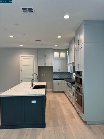 263 Haleena Place, Walnut Creek, CA 94597