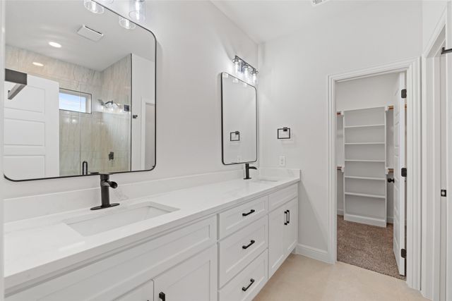 5627 Barkridge Drive, Granbury, TX 76048