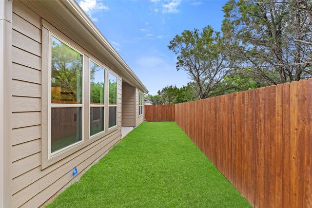 5627 Barkridge Drive, Granbury, TX 76048