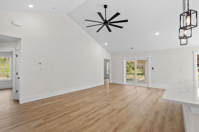 1312 Lakeside Dr., Conway, SC 29526