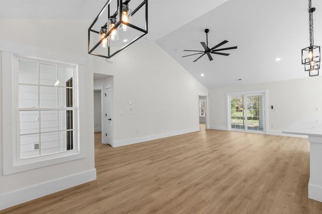 1312 Lakeside Dr., Conway, SC 29526