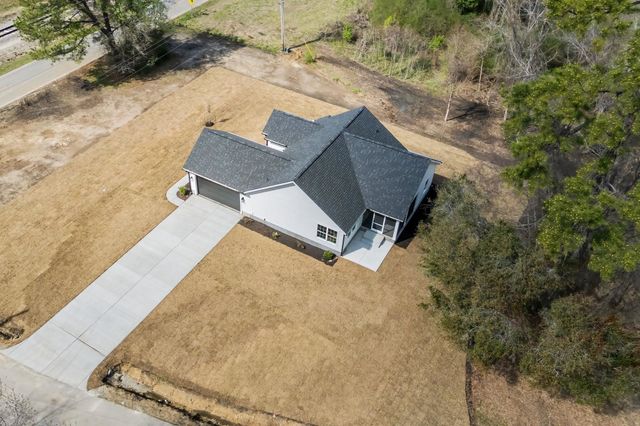 1312 Lakeside Dr., Conway, SC 29526