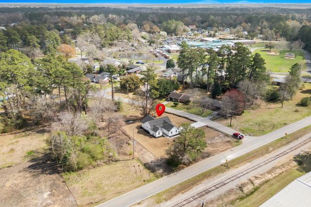 1312 Lakeside Dr., Conway, SC 29526