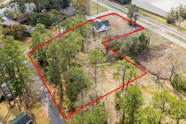 1312 Lakeside Dr., Conway, SC 29526