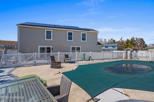 147 Locust Street, Tuckerton, NJ 08087