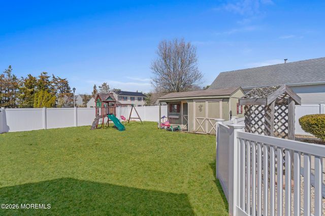 147 Locust Street, Tuckerton, NJ 08087