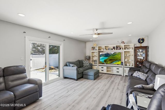 147 Locust Street, Tuckerton, NJ 08087