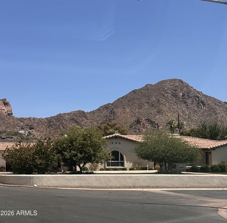 Image 1 of property listing at 4602 E EXETER Boulevard, Phoenix, AZ 85018