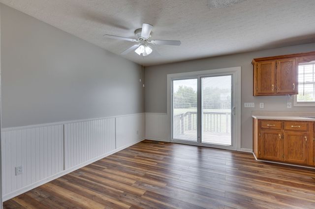 1882 Port Royal Rd, Adams, TN 37010