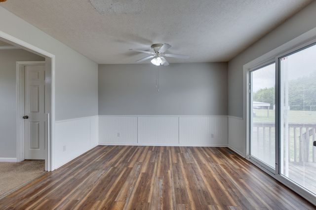 1882 Port Royal Rd, Adams, TN 37010