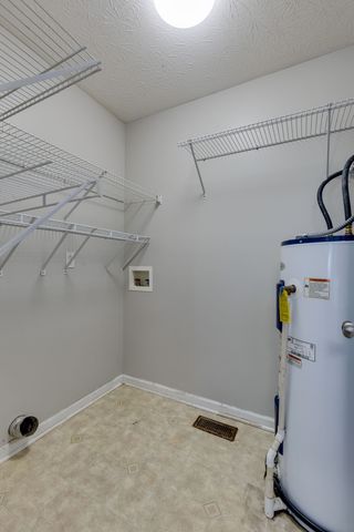 1882 Port Royal Rd, Adams, TN 37010