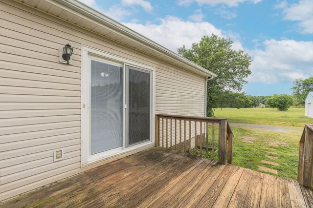 1882 Port Royal Rd, Adams, TN 37010
