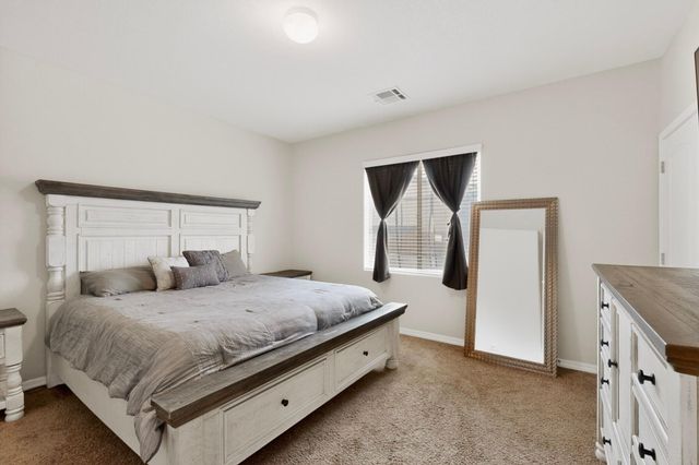 1818 Buckskin Loop NE, Rio Rancho, NM 87144