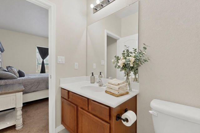 1818 Buckskin Loop NE, Rio Rancho, NM 87144