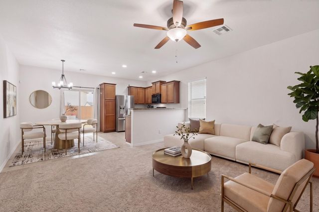 1818 Buckskin Loop NE, Rio Rancho, NM 87144