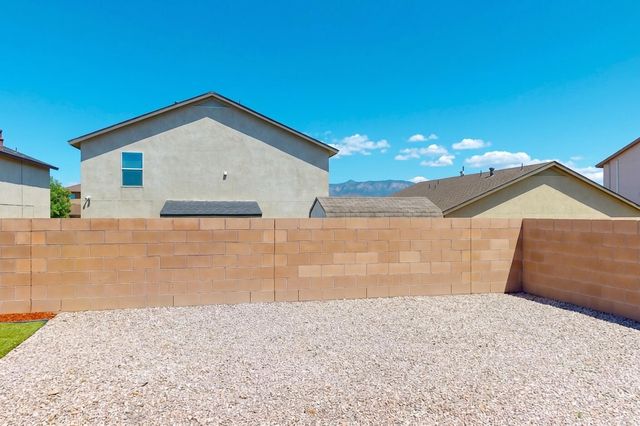 1818 Buckskin Loop NE, Rio Rancho, NM 87144