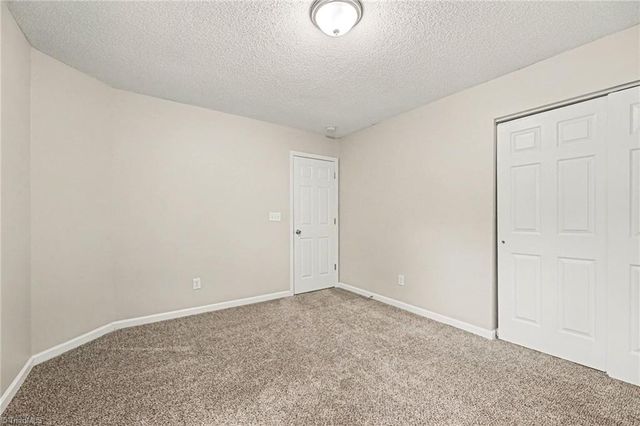 5205 Mystic Oak Drive, Browns Summit, NC 27214