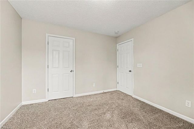 5205 Mystic Oak Drive, Browns Summit, NC 27214