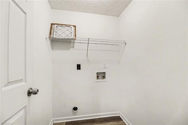 5205 Mystic Oak Drive, Browns Summit, NC 27214