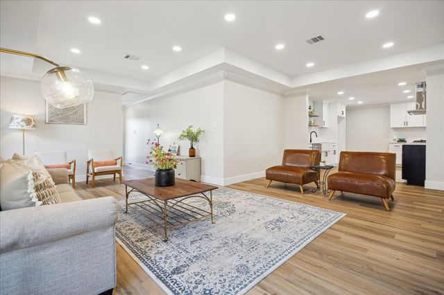 1834 Millwood Drive, Houston, TX 77008