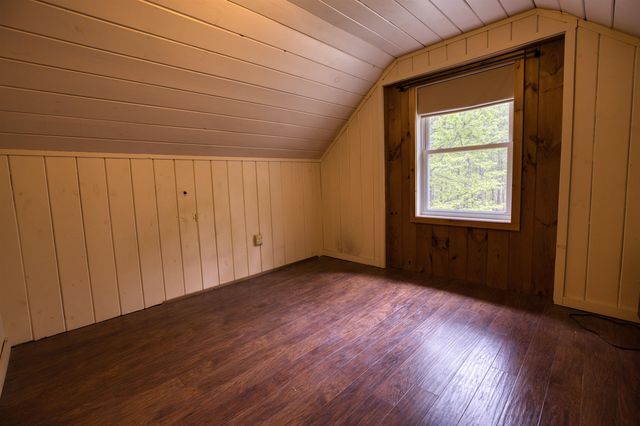 31 Stoddard Lane, Freedom, NH 03836