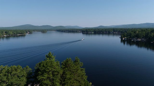 31 Stoddard Lane, Freedom, NH 03836