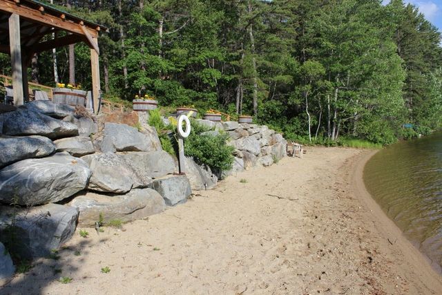 31 Stoddard Lane, Freedom, NH 03836