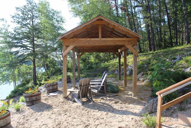 31 Stoddard Lane, Freedom, NH 03836
