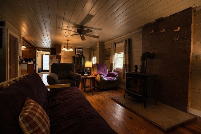 31 Stoddard Lane, Freedom, NH 03836
