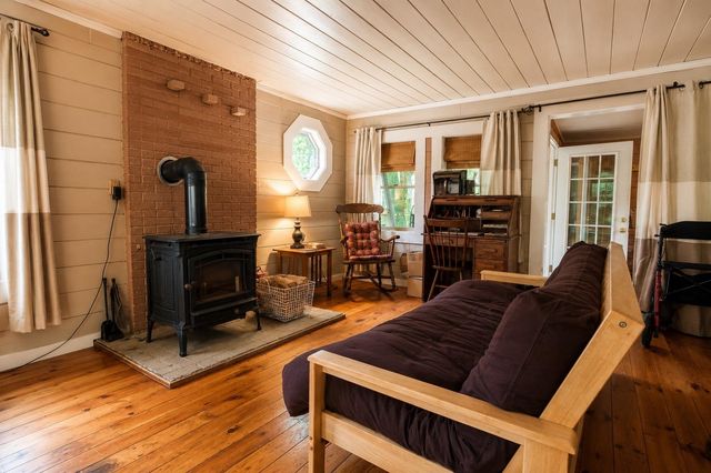 31 Stoddard Lane, Freedom, NH 03836
