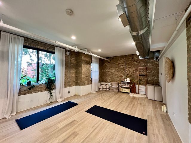 3643 N Pulaski Road S, Chicago, IL 60641