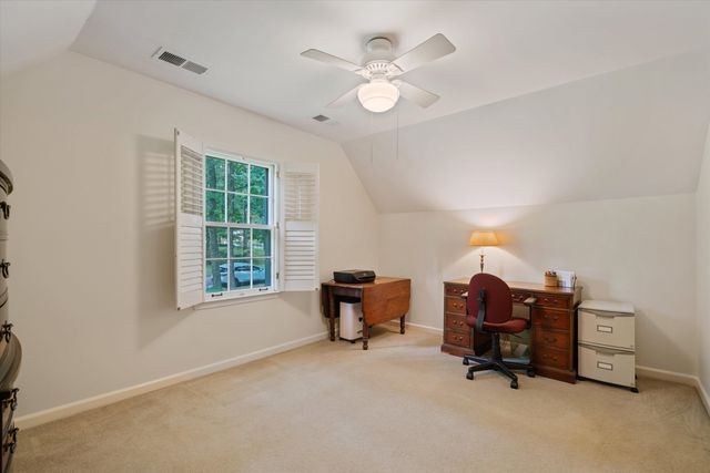 2211 WICKERSHAM LN, Germantown, TN 38139