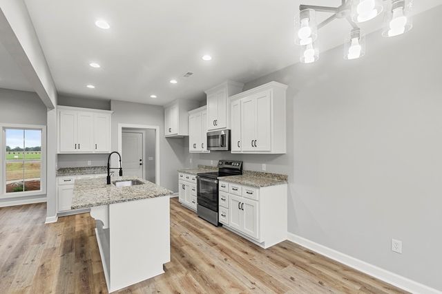 130 Benfield, Headland, AL 36345