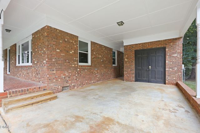 4416 Parkwood Drive, Raleigh, NC 27603