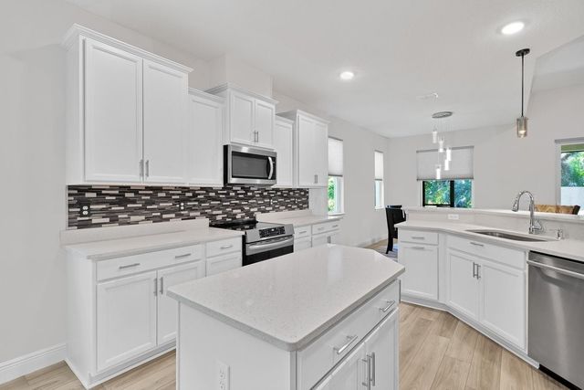 5935 Wild Olive Way, Vero Beach, FL 32966