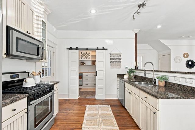 4 Carolina Street, Charleston, SC 29403