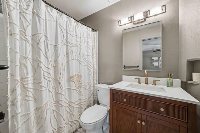 9638 W Withers Way Circle, Houston, TX 77065