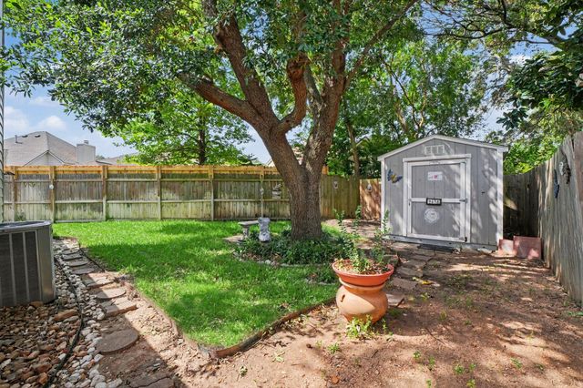 9638 W Withers Way Circle, Houston, TX 77065