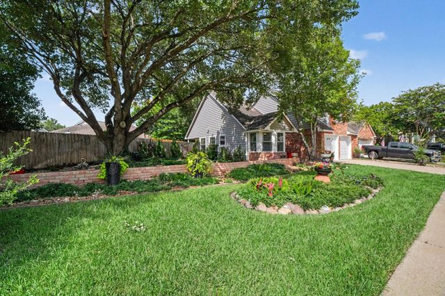 9638 W Withers Way Circle, Houston, TX 77065