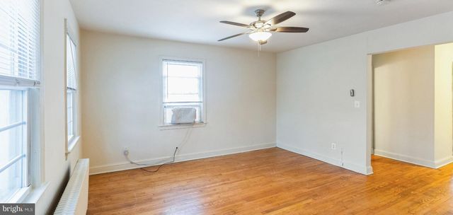 4482 MACARTHUR BLVD NW, Washington, DC 20007