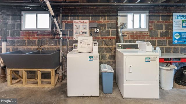 4482 MACARTHUR BLVD NW, Washington, DC 20007