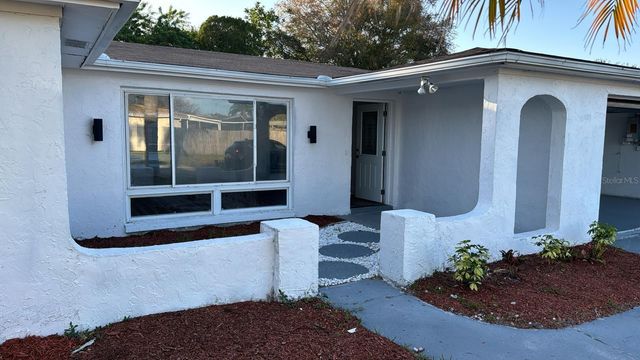 1715 KENILWORTH STREET, Holiday, FL 34691