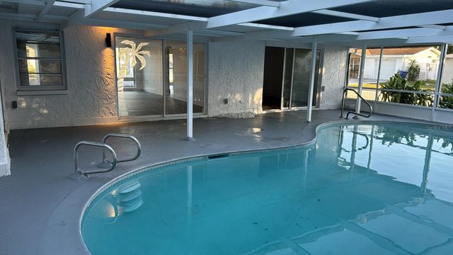 1715 KENILWORTH STREET, Holiday, FL 34691