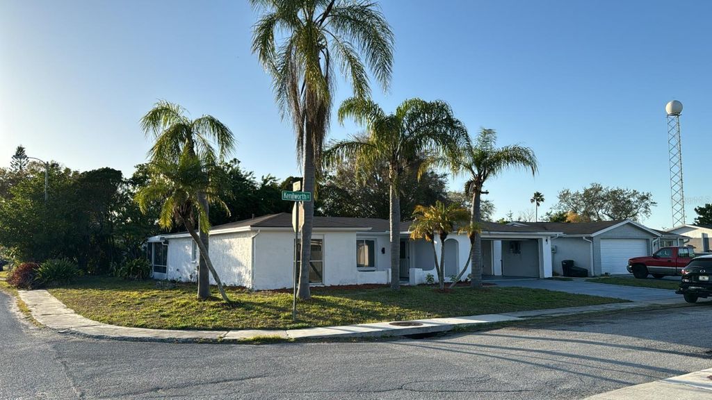 1715 KENILWORTH STREET, Holiday, FL 34691