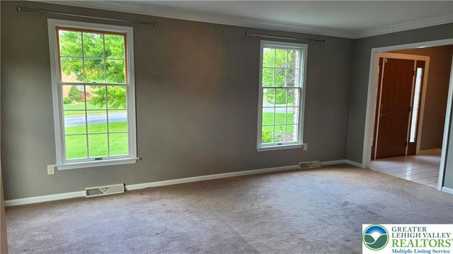 5100 Rosewood Drive, Upper Saucon Twp, PA 18034