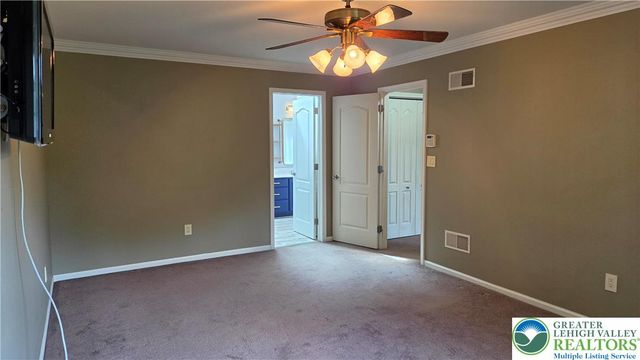 5100 Rosewood Drive, Upper Saucon Twp, PA 18034