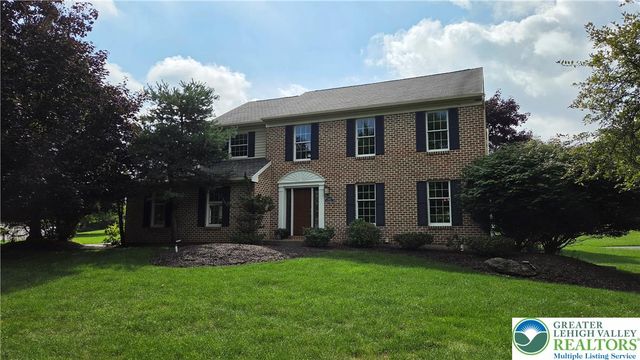 5100 Rosewood Drive, Upper Saucon Twp, PA 18034