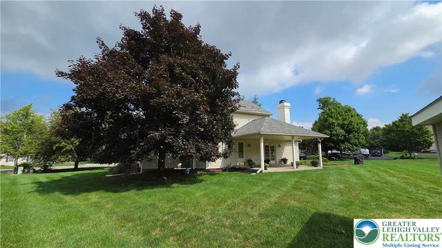 5100 Rosewood Drive, Upper Saucon Twp, PA 18034