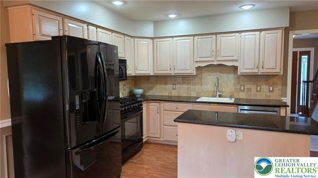 5100 Rosewood Drive, Upper Saucon Twp, PA 18034