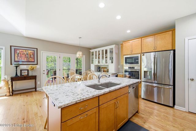 2302 Clemons Way, Louisville, KY 40023